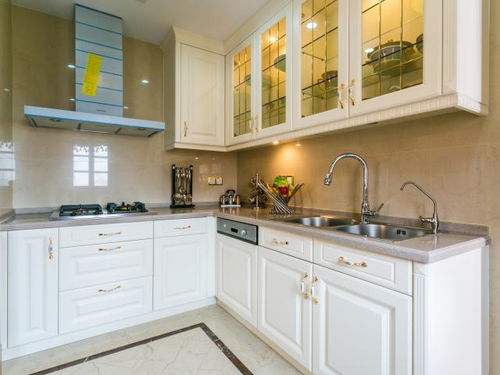 工頭說出實話,好多人被忽悠了,不銹鋼做櫥柜臺面怎么樣