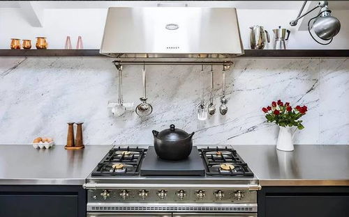 不銹鋼櫥柜易清洗 不開裂,為什么火不起來 了解后才知坑大了